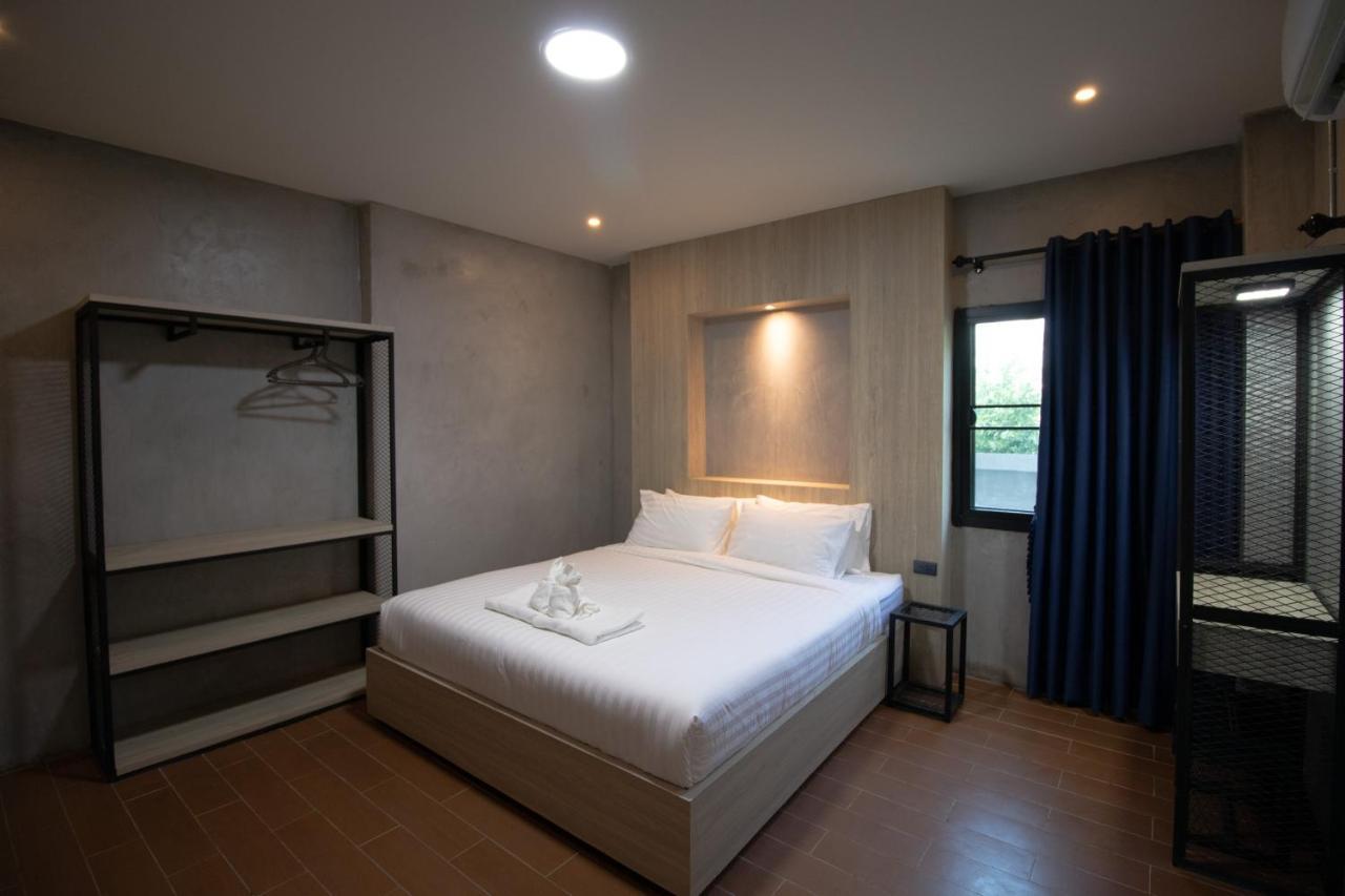 Rabbit Hotel Phimai Exterior photo