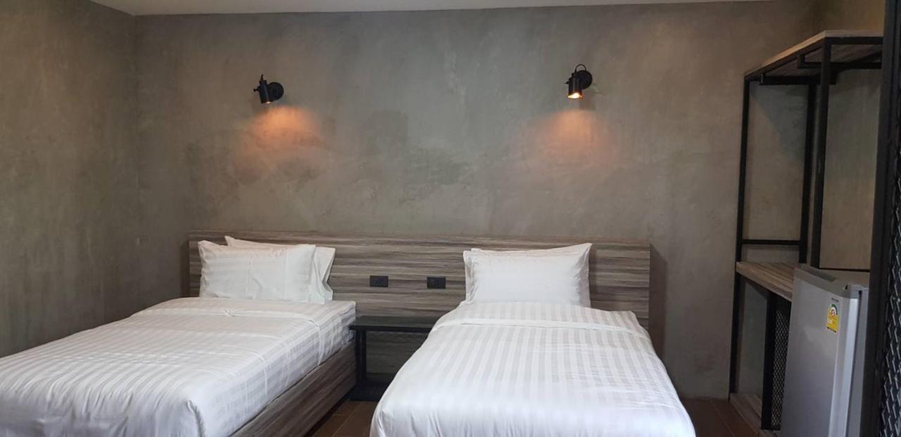 Rabbit Hotel Phimai Exterior photo